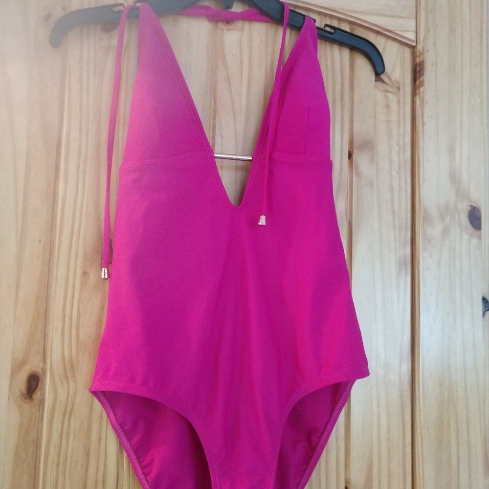 Bathing suit